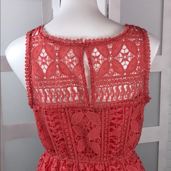 BRAND NEW- BB Dakota Mini Lace Dress in Coral - Picture 4 of 6